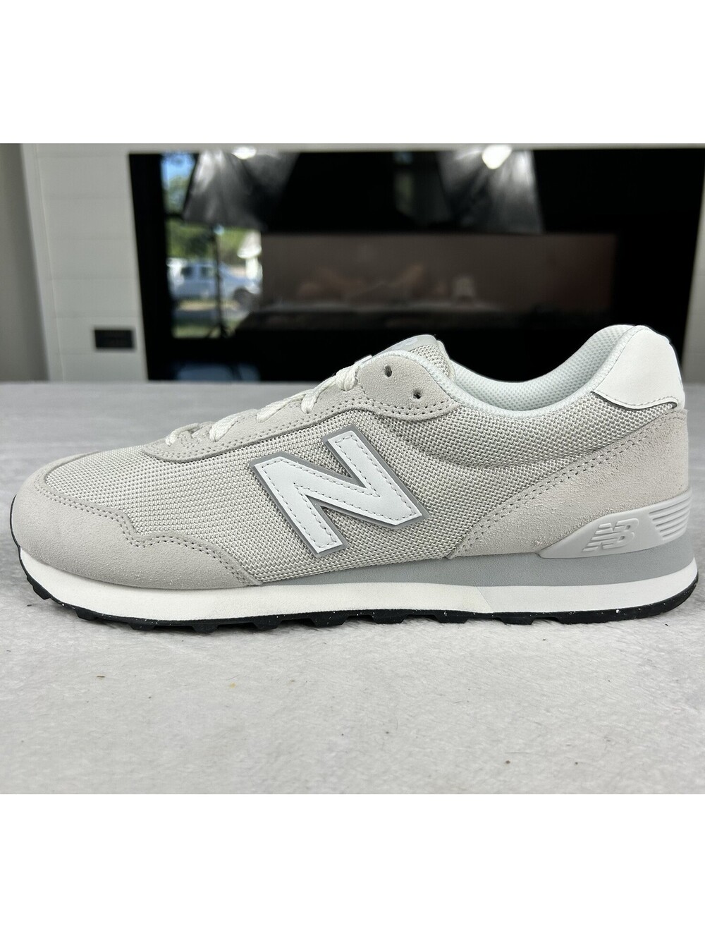 New Balance 515 Classics Sneakers Women’s Size 10 Men’s 8.5 Grey White Shoes New